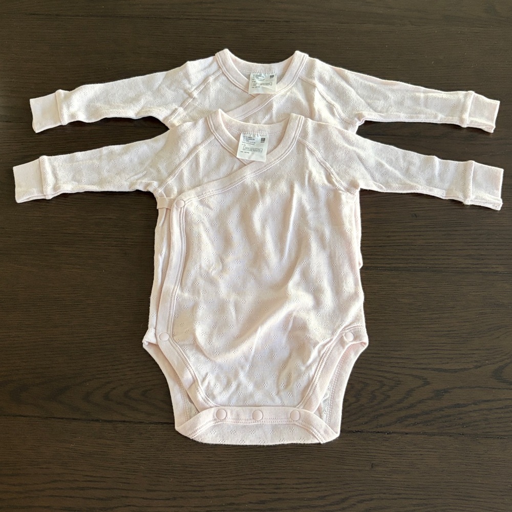 Uniqlo Pink Baby Onsies (3-6M) 🤍Buy 1, Get 1 Free🤍